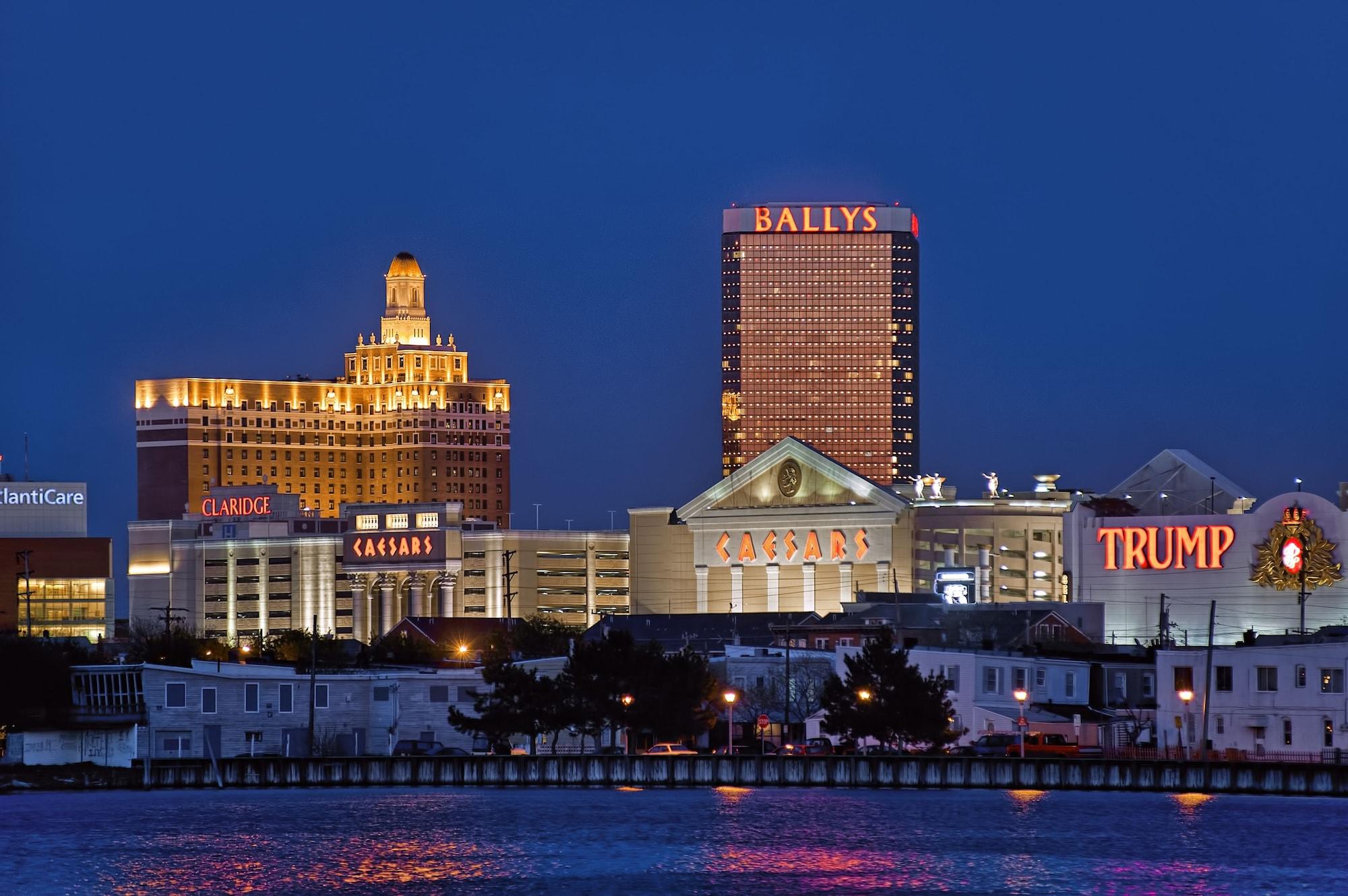 Madison Hotel Boardwalk Атлантик Сити Экстерьер фото
